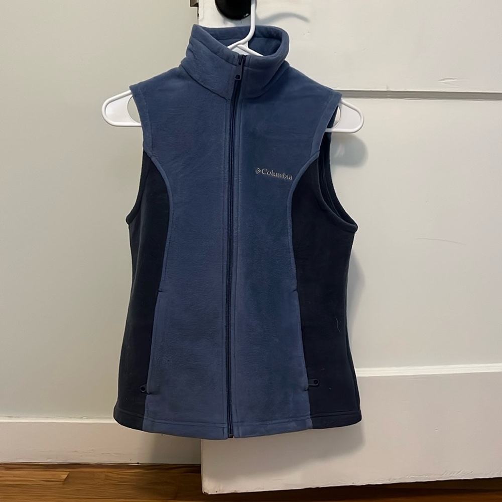 Blue Columbia women’s vest